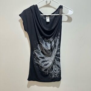Hybrid Apparel Black and Silver Short Sleeve Top